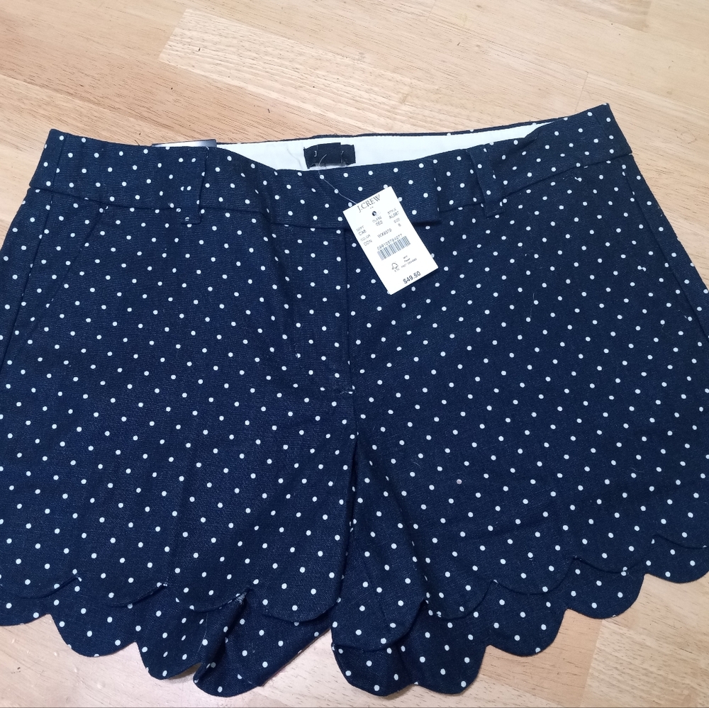 J. Crew Women’s navy polka dot scalloped shorts, size 6